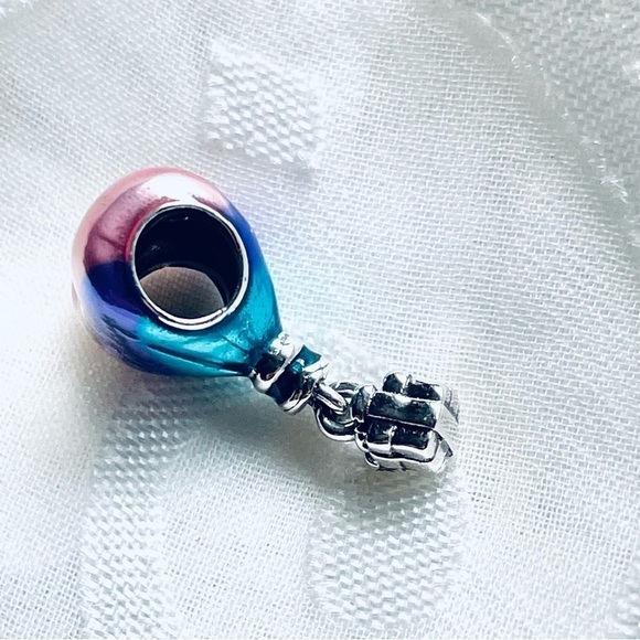 🎉 NWOT Happy Birthday Heart Hot Air Balloon Charm 🎈 - Picture 15 of 16